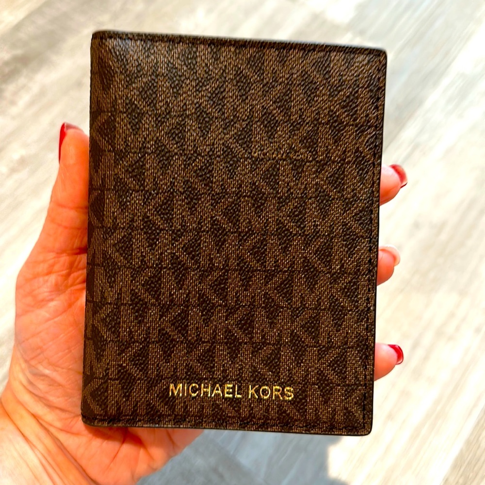 MK wallet
